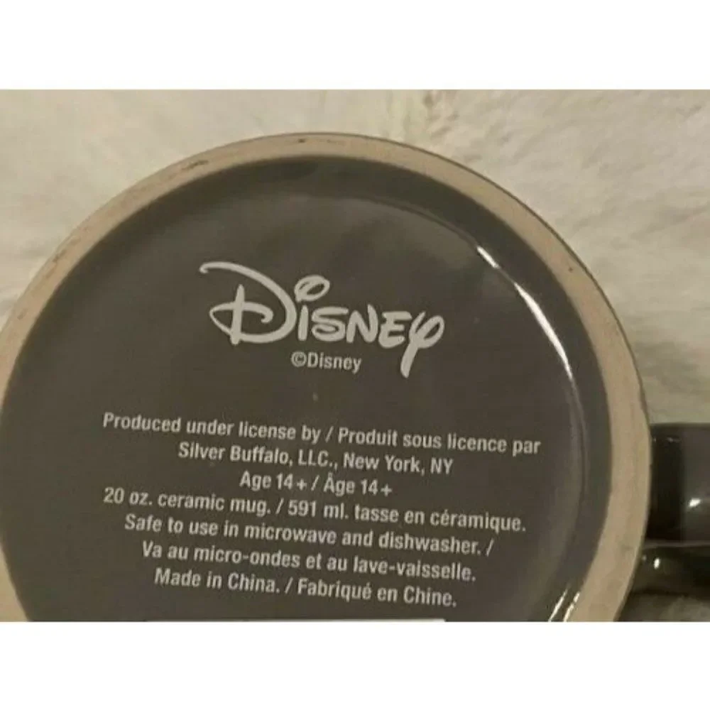 NEW 20 oz Disney Authentic MICKEY MOUSE Large Mug‎